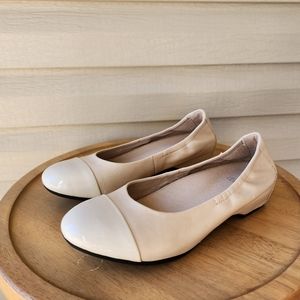 Dansko Lisanne Nappa flats size 39